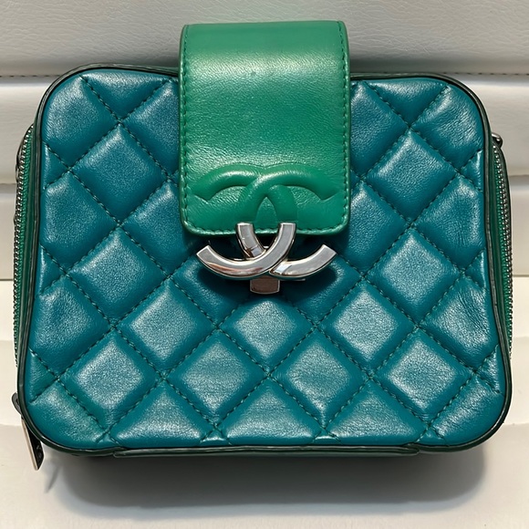 CHANEL Bags Chanel Lambskin Quilted Bi Color Mini Camera Bag Poshmark